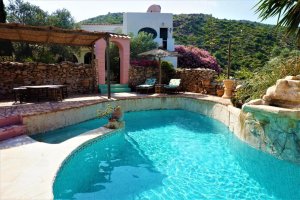 Uno de los alojamientos más económicos en la provincia para un fin de semana de septiembre está en Sorbas.