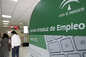 Oficina de empleo en Almería.