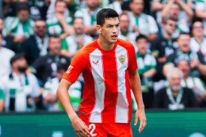 César Montes en el partido frente al Racing de Santander en la primera jornada de Liga.