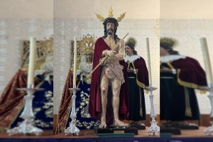 Las imágenes de la Coronación, en las andas de la Hermandad de Los Ángeles para su traslado hacia San Luis.