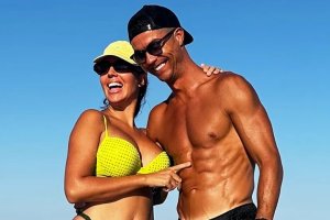 Georgina y Cristiano durante sus vacaciones.