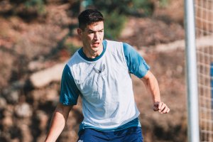 César Montes llegó en septiembre de 2023 y un año más tarde se ve obligado a hacer las maletas de nuevo.