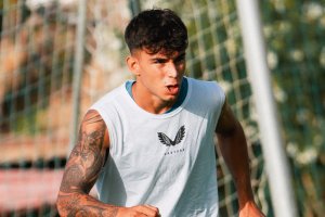 Marcos Peña hizo la pretemporada pero Rubi le quiere con muchos minutos en Primera RFEF.