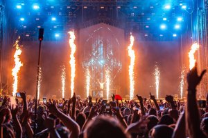 Encontraron en el festival Dreambeach el desgarro y la trama necesaria para pronosticar un nuevo desastre para Almería.