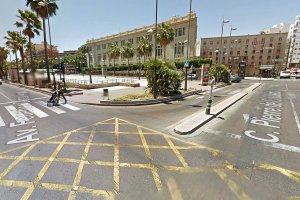 Intersección en Av. García Lorca.