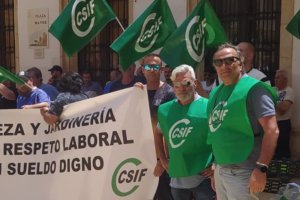 La plantilla de Limpieza convoca una huelga el 26 y 27 de septiembre.