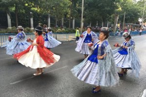 La comunidad boliviana celebra en Madrid el día de la Virgen de Urkupiña.