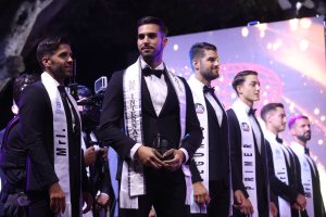 Fran Zafra entre el resto de candidatos para Míster España.