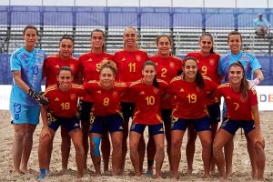 La Roja sobre la arena de Italia.