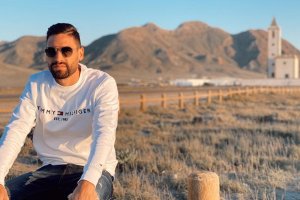 Foto en el Cabo de Gata que tiene el futbolista almeriense en sus redes sociales.