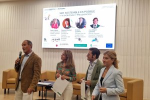 El concejal de Ciudad Activa, Movilidad Urbana y Deporte, Antonio Jesús Casimiro, en la presentación de la jornada.