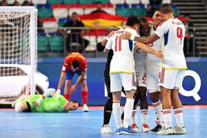 España en el suelo de Uzbekistán, Venezuela a cuartos.