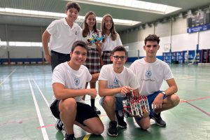Los seis jóvenes almerienses que irán al Mundial de Robótica en noviembre.