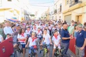 Asistentes a uno de los actos de la programación con motivo de la feria.