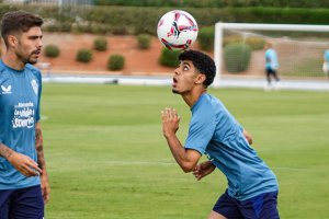 Pozo y Safi en el último entrenamiento del equipo antes de medirse este domingo al Real Oviedo en el Carlos Tartiere.