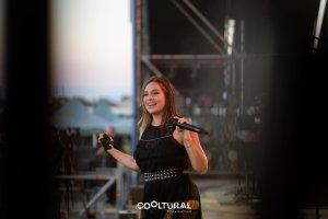 Leire Martínez con La Oreja de Van Gogh en Almería, en la última edición de Cooltural Fest. Foto: Cooltural.