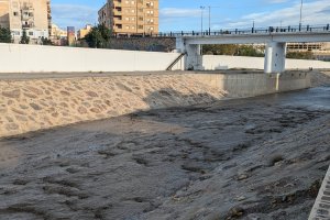 La rambla a su paso por el pueblo de Albox.