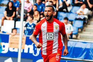 Luis Suárez abre la boca y habla claro sobre el vestuario del Almería.