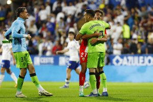Bruno Iribarme, Fernando y Gui Guedes en La Romareda.