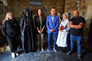 Presentación del Castillo Encantado de Carboneras.