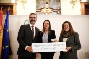 Ramón Fernández-Pacheco, Aránzazu Martín y Mari Carmen Castillo.