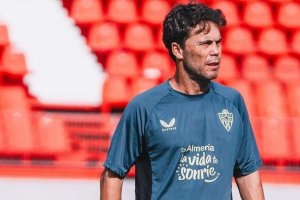 Rubi, atento en el Estadio de los Juegos Mediterráneos.