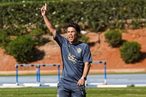 Rubi preparando la visita a un Martínez Valero que rozará el lleno este viernes a las 20:30 horas.