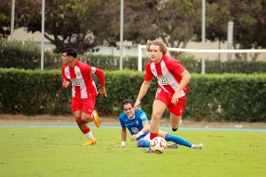 Nacho Vila ante el San Fernanado.