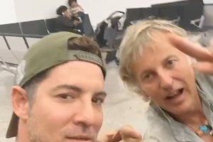 David Bisbal y Jesús Calleja rodando un nuevo programa de televisión.