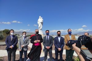 Bendición de la estatua de San José en el acceso norte de la UAL.