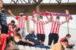 La afición vuelve a las gradas.