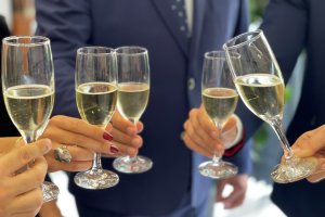 El brindis por las nuevas instalaciones.