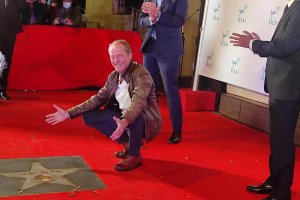 El acto con sus estrellas.