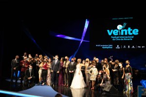 Foto de familia tras la gala de clausura del Festival Internacional de Cine de Almería.