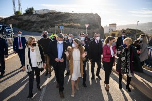 Llegada de la ministra de Transportes a Viator.