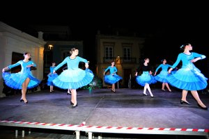 Las alumnas del Centro de Danza Entreacto ofrecieron un gran espectáculo.