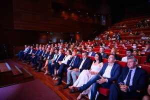 El público en el Teatro Auditorio de Vícar durante la gala.