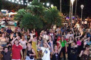 Los vecinos de La Cañada ya disfrutan de sus fiestas.