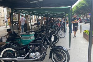 La exposición de motos.