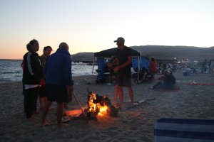 Preparando una hoguera.