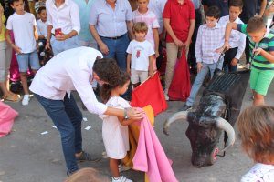 Una de las niñas que han querido participar en la actividad.