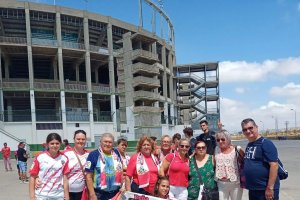 Aficionados del Almería en Elche.