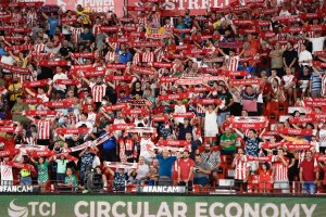 fue la peor entrada en los tres primeros partidos de la temporada en casa.