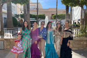 María, María Luisa, Carmen Jesica, Laura, María Luisa y Rosabel.