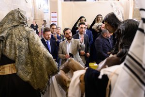 Un momento de la inauguración oficial de la muestra.