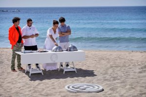 El chef Dani García junto a Pepe Rodríguez, Jordi Cruz y Samantha Vallejo-Nágera.