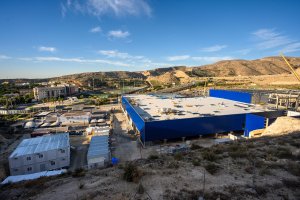 Vista de las obras del establecimiento IKEA en Almería