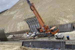 Falso túnel en la zona de Cuevas.