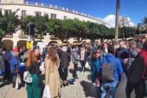 La Plaza Vieja, muy concurrida con la Feria del Queso.