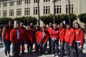 Voluntarios de CruZ Roja. El mayor patrimonio de Cruz Roja son sus socios y voluntarios, que colaboraron en todo.